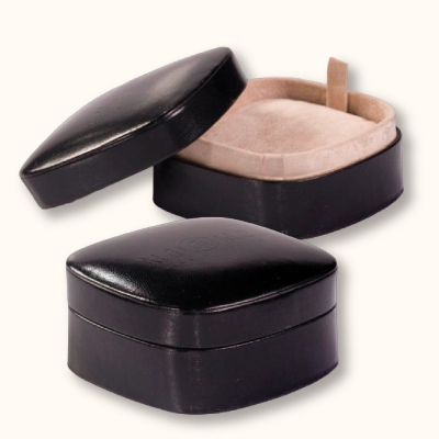 Earing Box